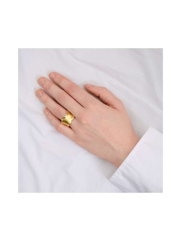Pure by Nat - STATEMENT RING