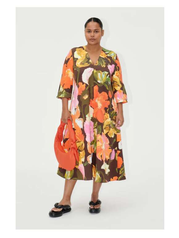 Stine Goya - VIC Oversized Flora Kjole