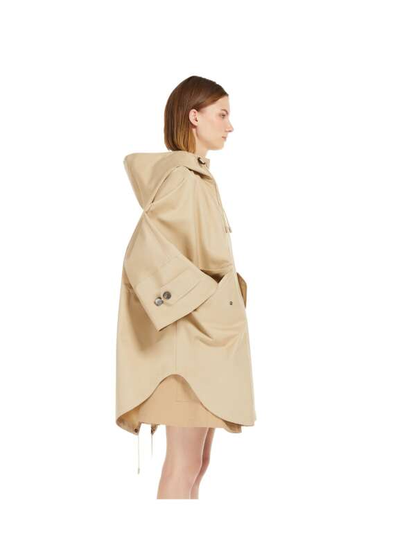 Max Mara - USA Elegant Cape